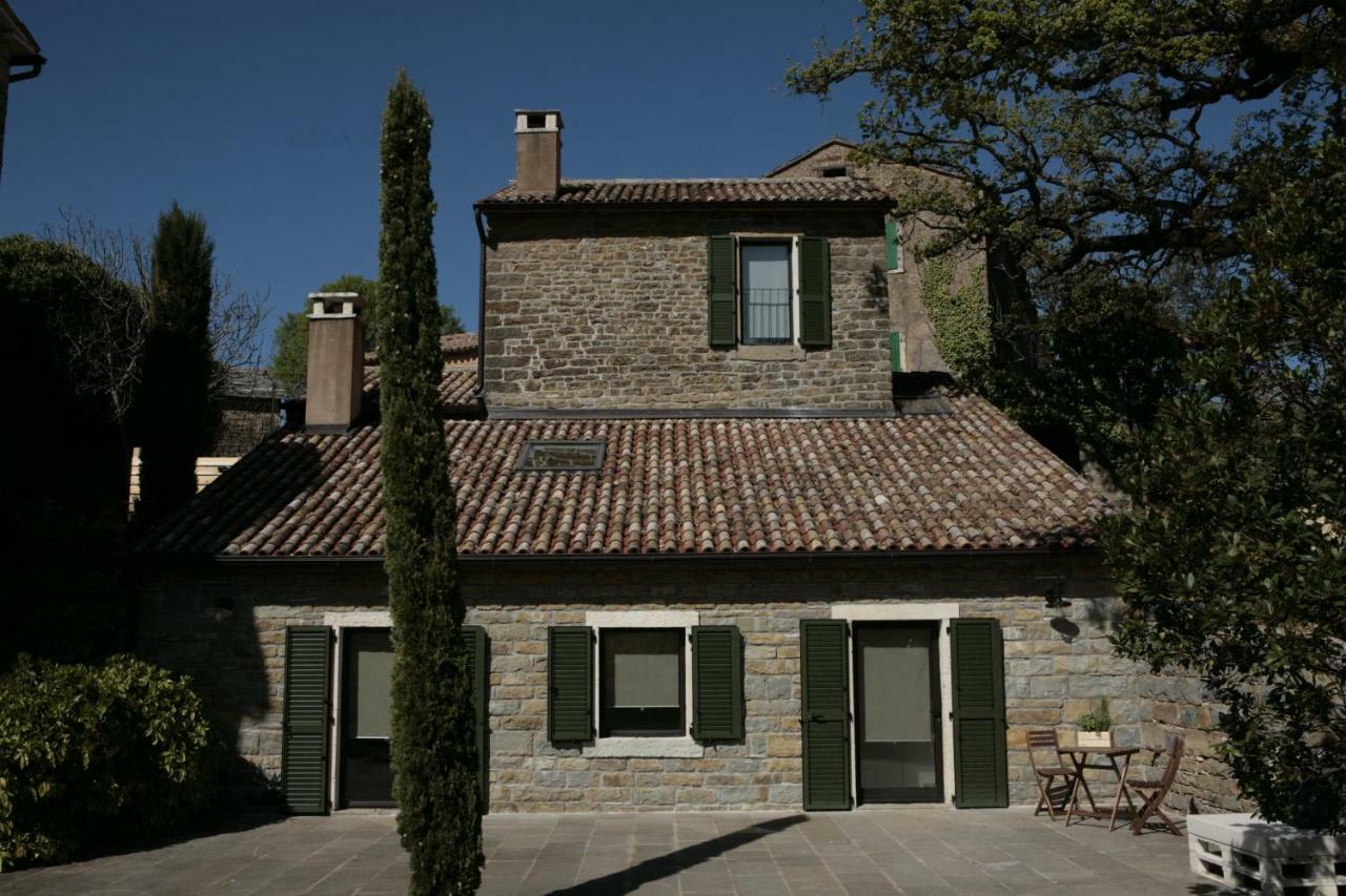 L'Abbraccio Della Quercia Apartment Momjan Екстериор снимка